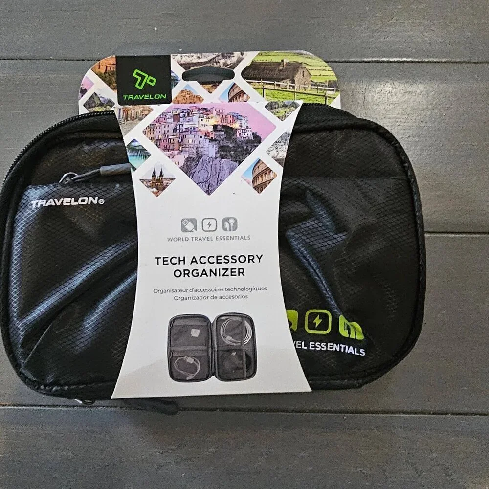 NWT Travelon Black World Travel Essentials Tech Organizer One Size